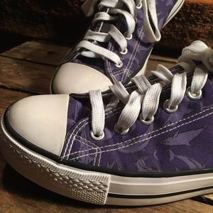 Lindy Pop Purple Dolphin Sneakers
